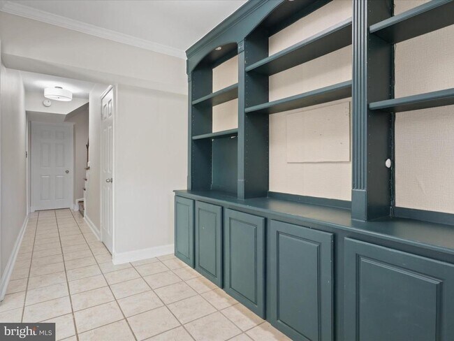 Photo - 33 W Del Ray Ave Townhome