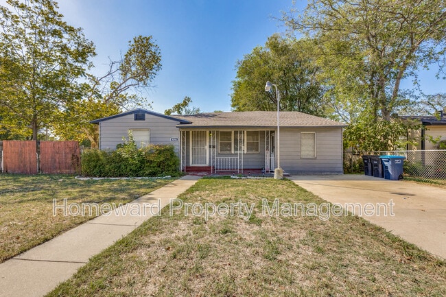 Building Photo - 4256 Standish Rd