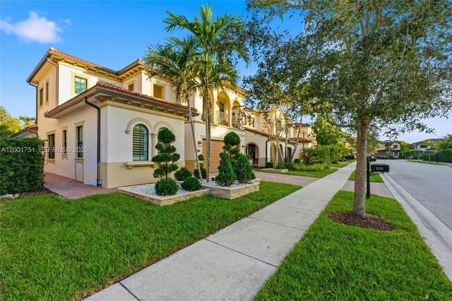 Photo - 9220 Meridian Dr N