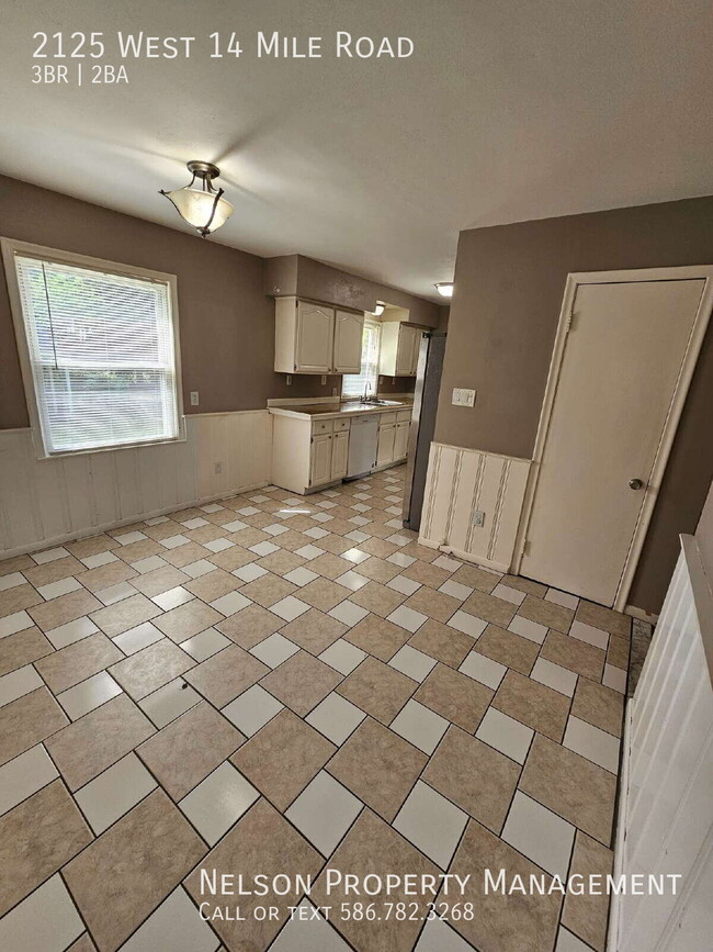 Photo - 2125 W 14 Mile Rd