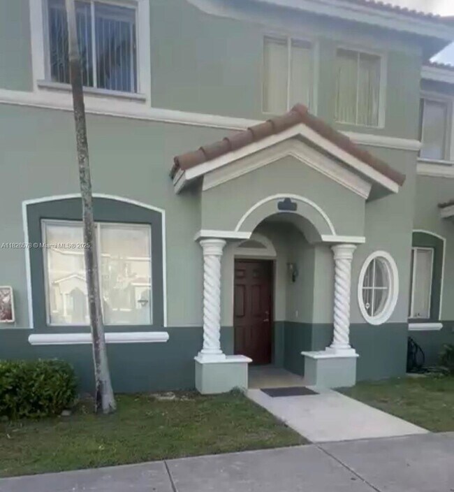 Building Photo - 2466 SE 15th Pl Rental