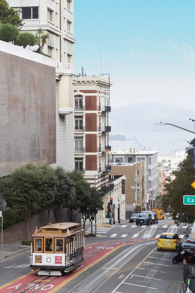 Building Photo - 875 California St Unit 606