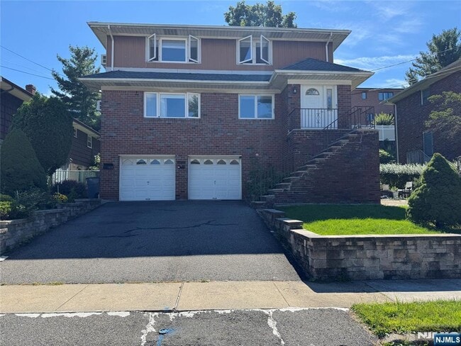 Building Photo - 1432 13th St Rental