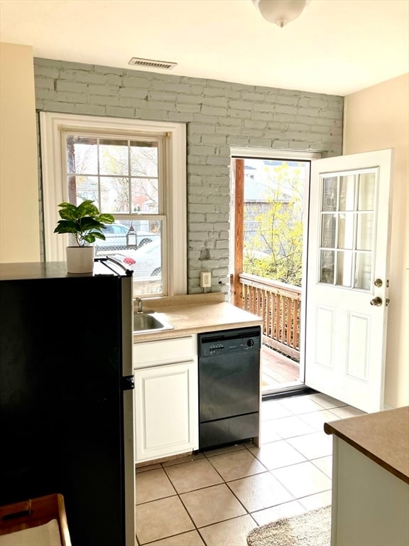 Building Photo - 25 Roslyn St Unit 4