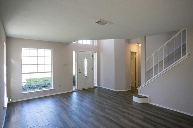 Photo - 7901 Taranto Dr