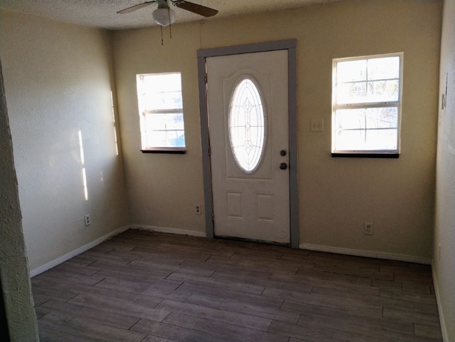 Photo - 1311 Sanco St