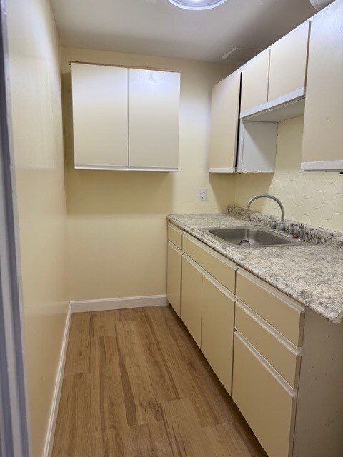 Photo - 10 Holland Rd Unit 2