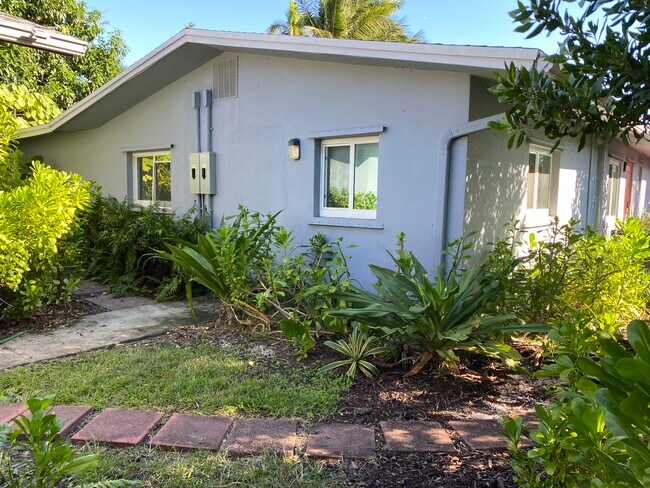 Grande 3/2 - 1529 Arthur St Unidad #2