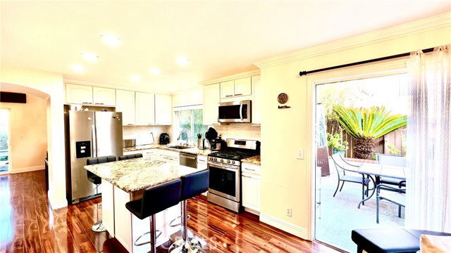 Photo - 12 Lompoc Ct