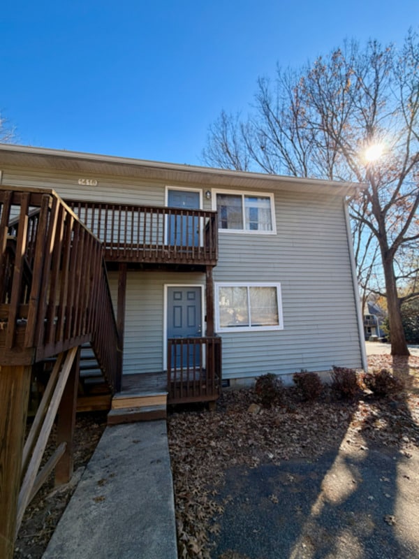 Photo - 1418 Riverview Rd