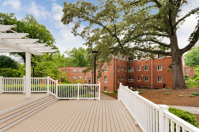 Photo - Tanglewood Apartments