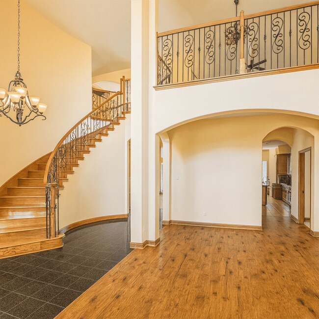 Photo - 70 Palmero Way