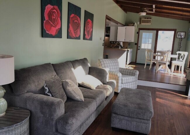 Photo - 64A Emerson Dr