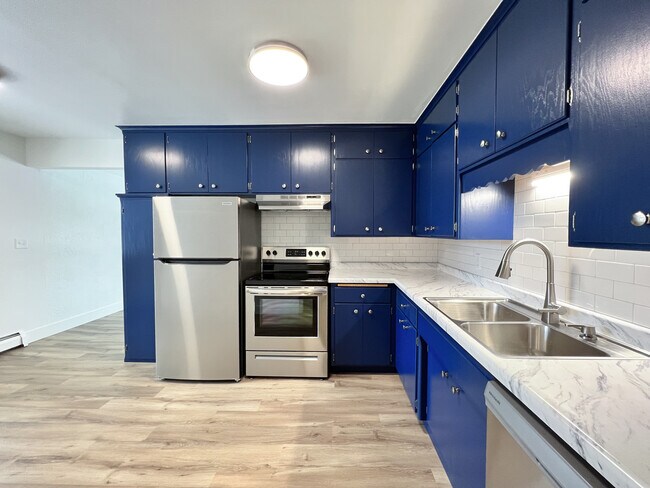 Photo - 1651 10th Ave Unit 4