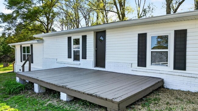 Building Photo - 155 Bradford Ln