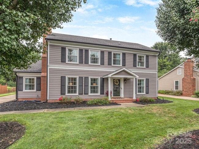 Building Photo - 8715 Parkchester Dr