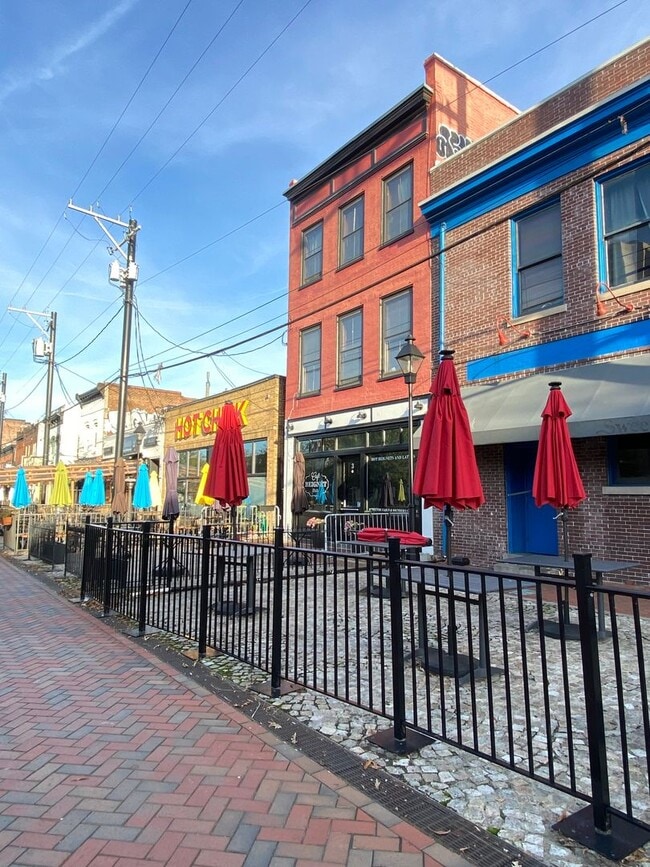 Photo - 17 1/2 N 17th Unit B