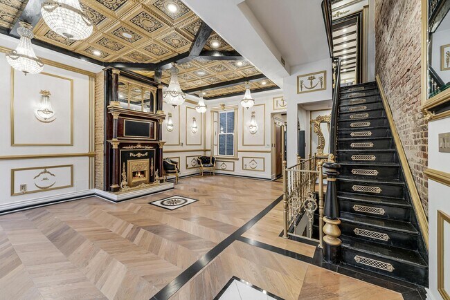 Photo - 810 Prince St