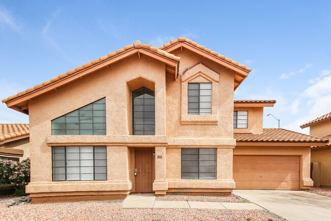 Building Photo - 4546 E Villa Theresa Dr Rental