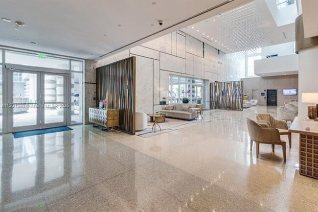 Photo - 6801 Collins Ave Unidad 6801 Collins Ave appt 320