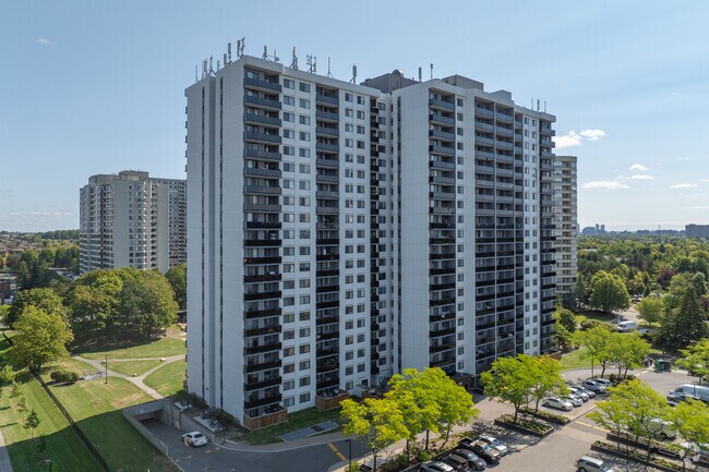 Photo - 125 Bamburgh Circle