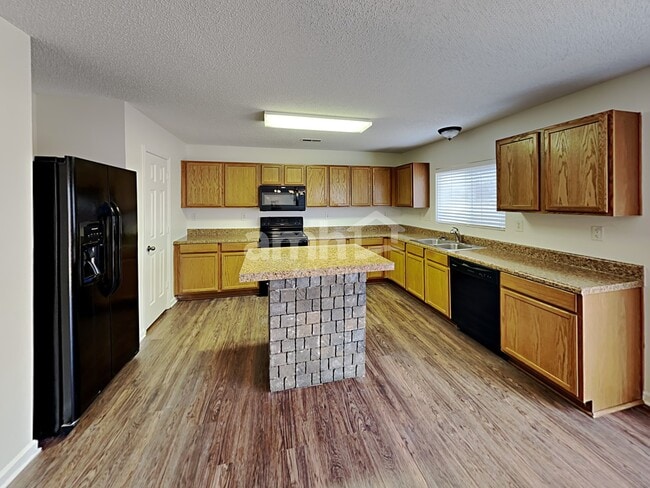Photo - 309 Tribune Dr