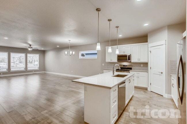 Photo - 1915 Tidewater Ln
