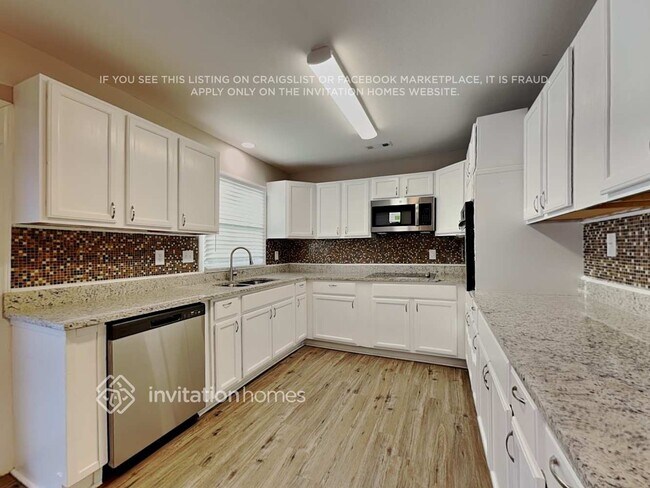 Photo - 406 Meadowview Dr