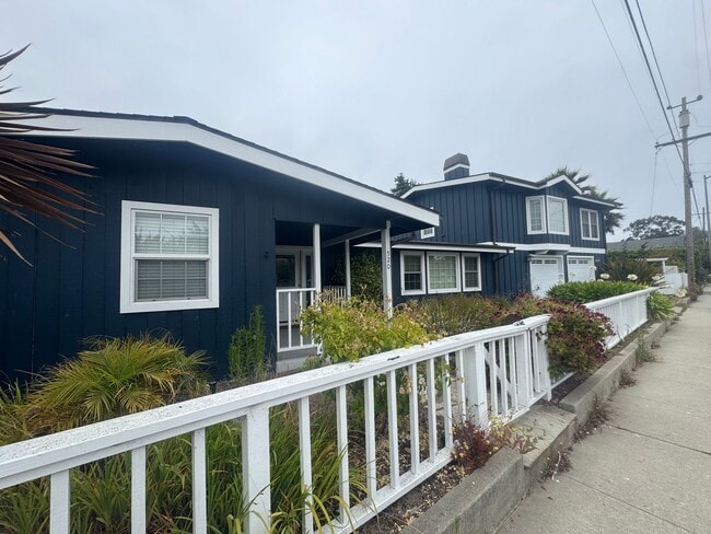 Photo - Beautiful 3 bedroom West Side Home! Close ...