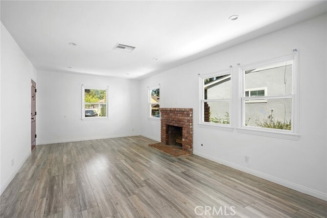 Photo - 6438 Densmore Ave