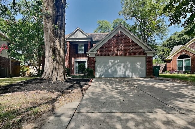 Building Photo - 5 Regency Ct Rental