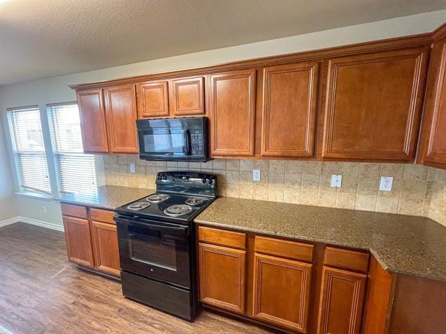 Photo - 604 Trillium Ln