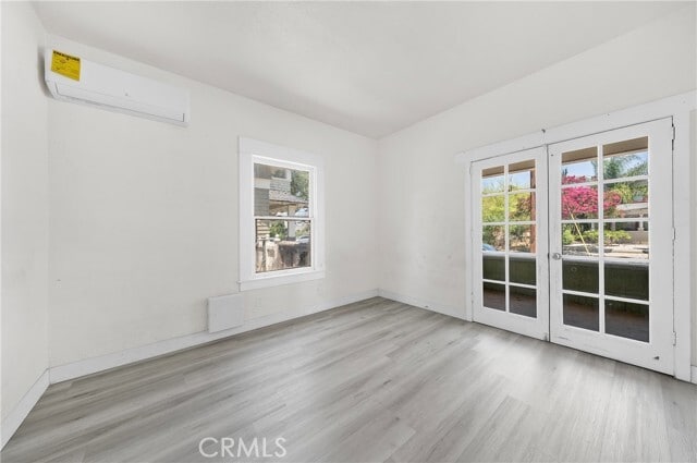 Photo - 220 E Kingsley Ave