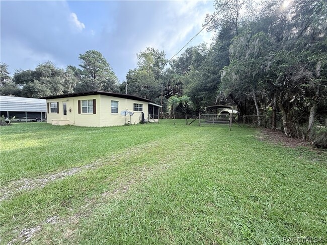 Photo - 10715 N Northcut Ave