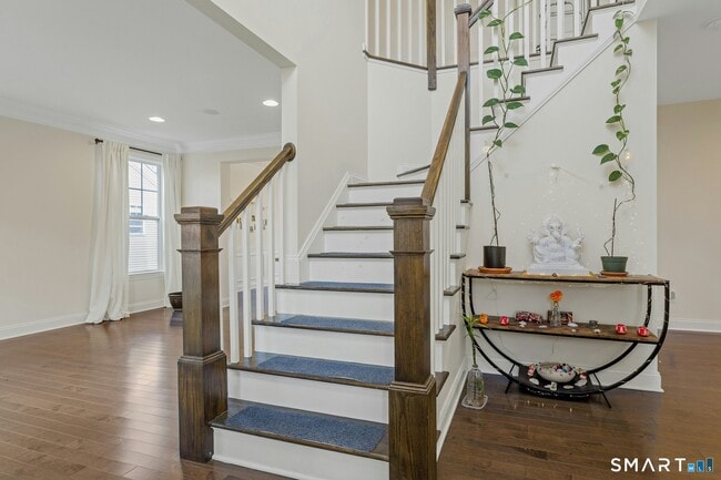 Photo - 310 Nutmeg Ln