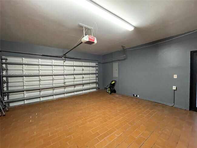 Photo - 16820 NW 79th Pl