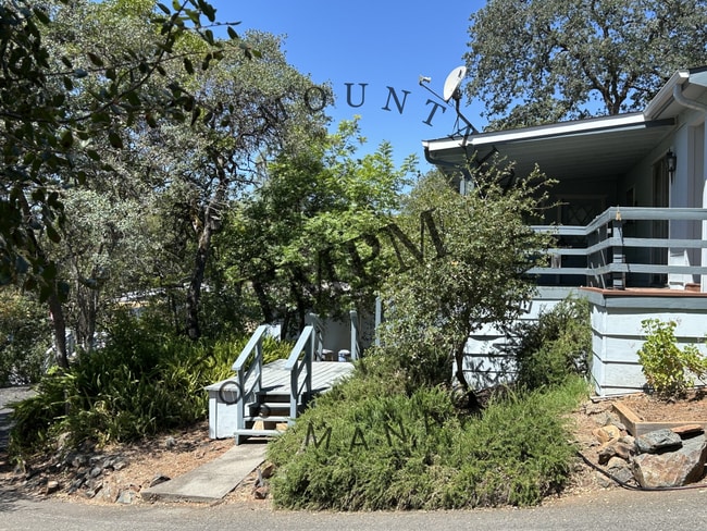 Photo - 373 Lodgeview Dr