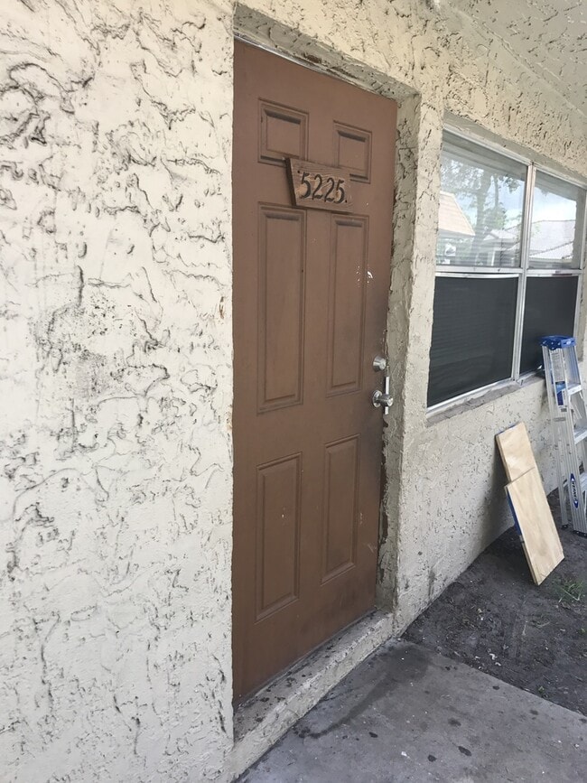 Photo - Large 2-1 with central air