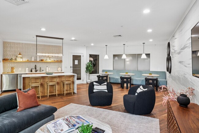 Photo - Rutherford Station