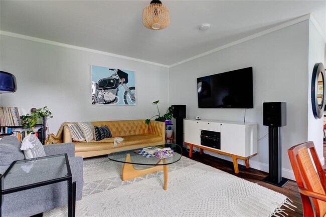 Photo - 27 Burnside Ave