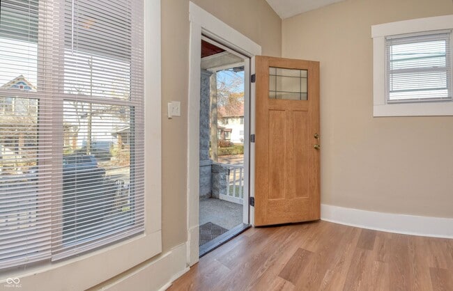 Photo - 1247 Wright St