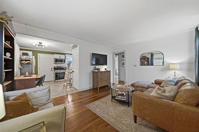 Photo - 3429 Karl Rd