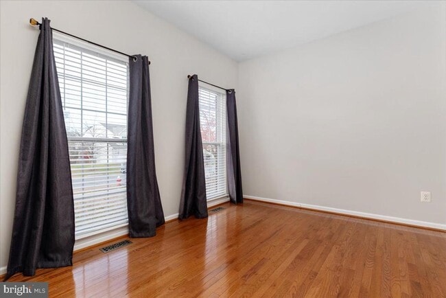 Photo - 18688 Potomac Station Dr