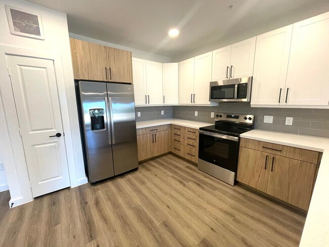 Photo - 701 Saginaw Sq Blvd Unit 8121