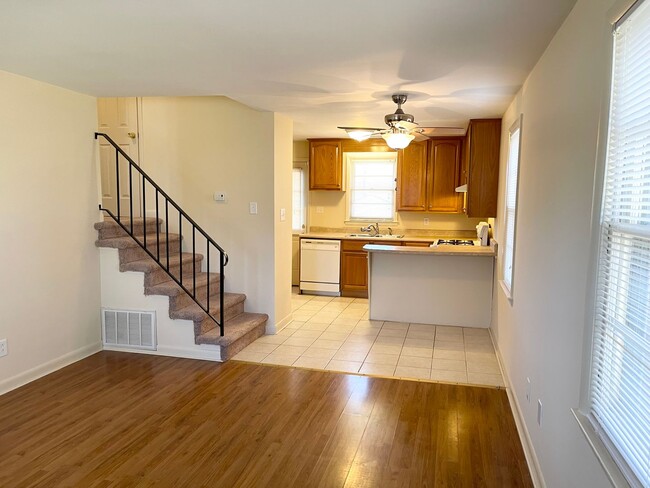 Photo - Charming 2-Bedroom Apartment – February Move-In Available!