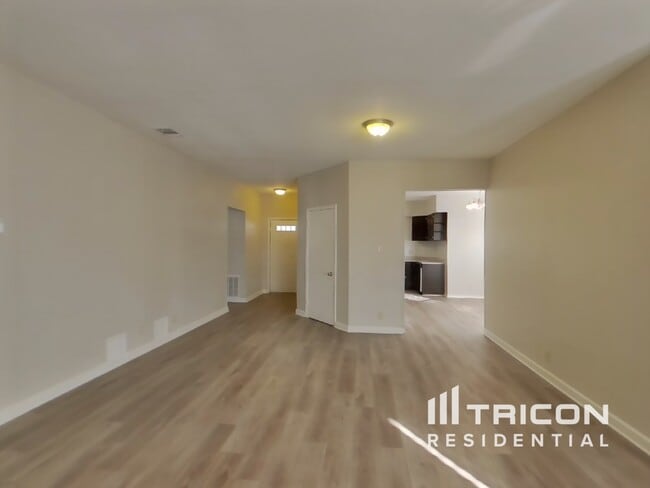 Photo - 7714 Clear Ridge Dr