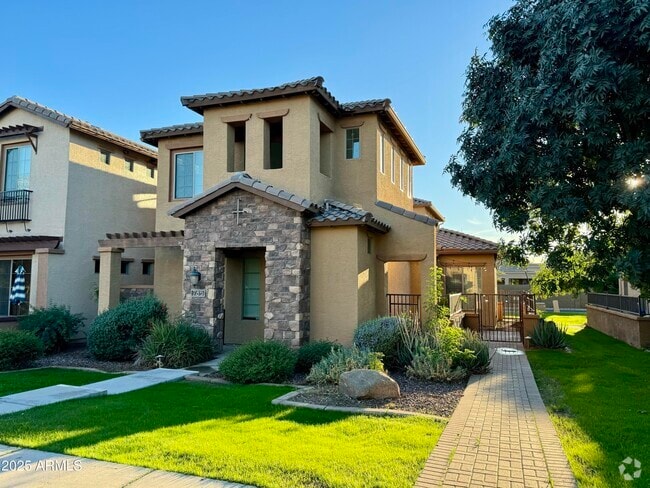 Building Photo - 785 W Village Pkwy Rental