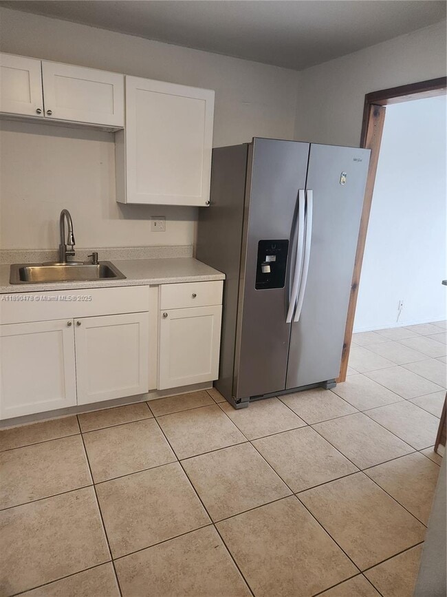Photo - 2771 Taft St Unit 111