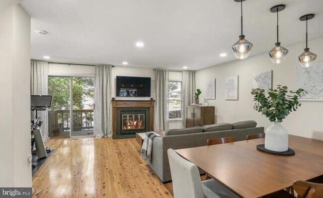 Photo - 3807 Usher Ct