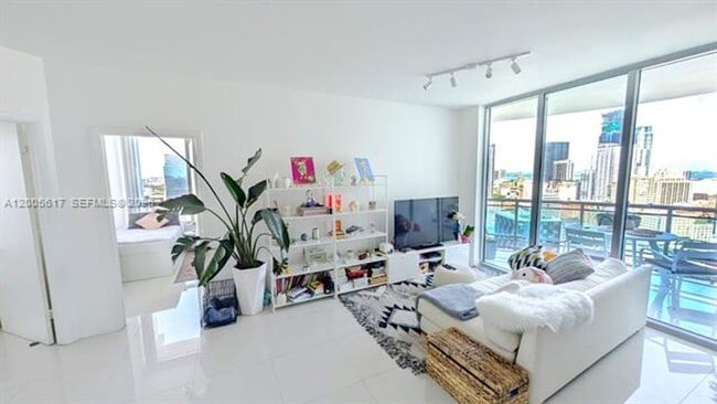 Building Photo - 350 S Miami Ave Unit 350 S Miami Ave # 2813